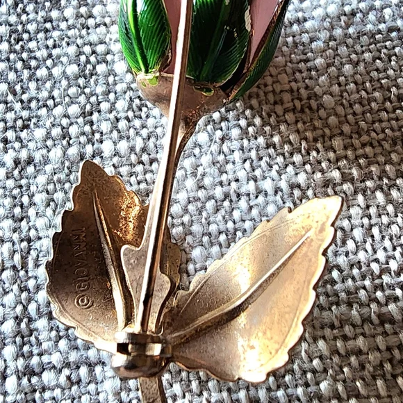 Vintage Giovanni Pink & Green Enamel Rose Stem Leaf Brooch. Gold tone. - Picture 4 of 5